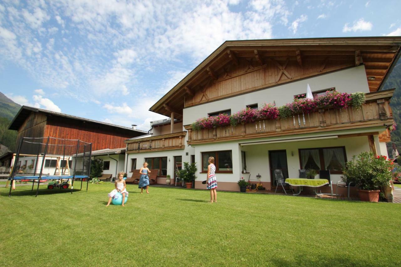 Landhaus Zell Лангенфельд Экстерьер фото